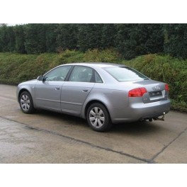 ATTELAGE AUDI A4 2001-2004 (Sauf S4) Type 8E - Col de cygne - attache remorque WESTFALIA