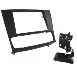 SUPPORT AUTORADIO 2 DIN BMW SERIE 1 2008-2010 (E82) - sans navigation origine et climatisatio automatique.